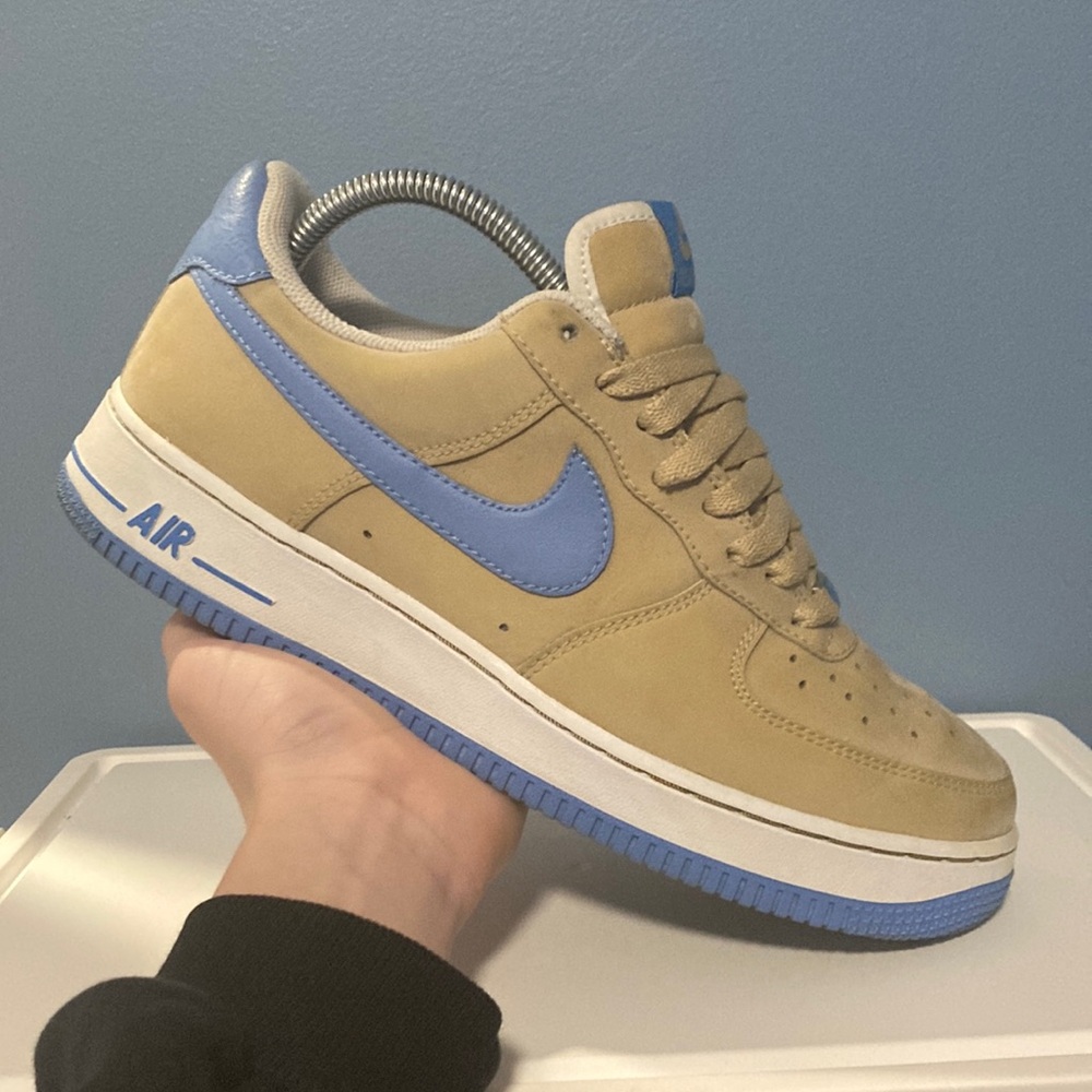 ❗️❗️SOLD❗️❗️Size 8 - Men’s Nike AirForce One “Linen/University Blue”